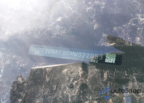 2021 Toyota Rav4 Hybrid Limited from USA, damaged, VIN 2T3D6RFV7MW022053